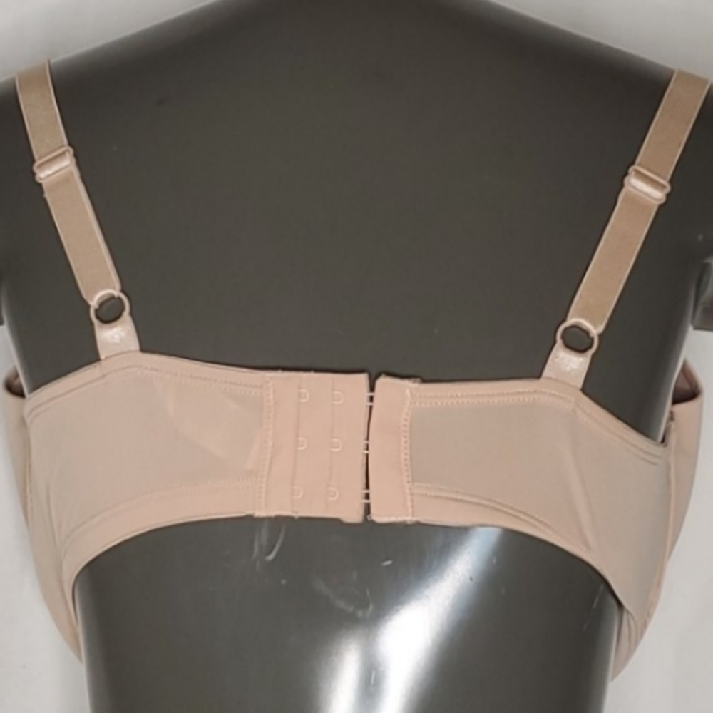 NWOT FRUIT OF THE LOOM Underwire Back-Closure Adjustable-Strap Beige Brassiere - Picture 2 of 4